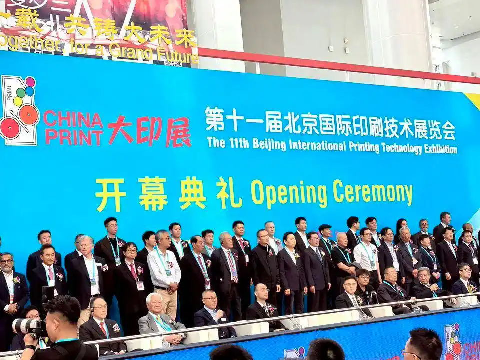 001.webp 001.webp.png